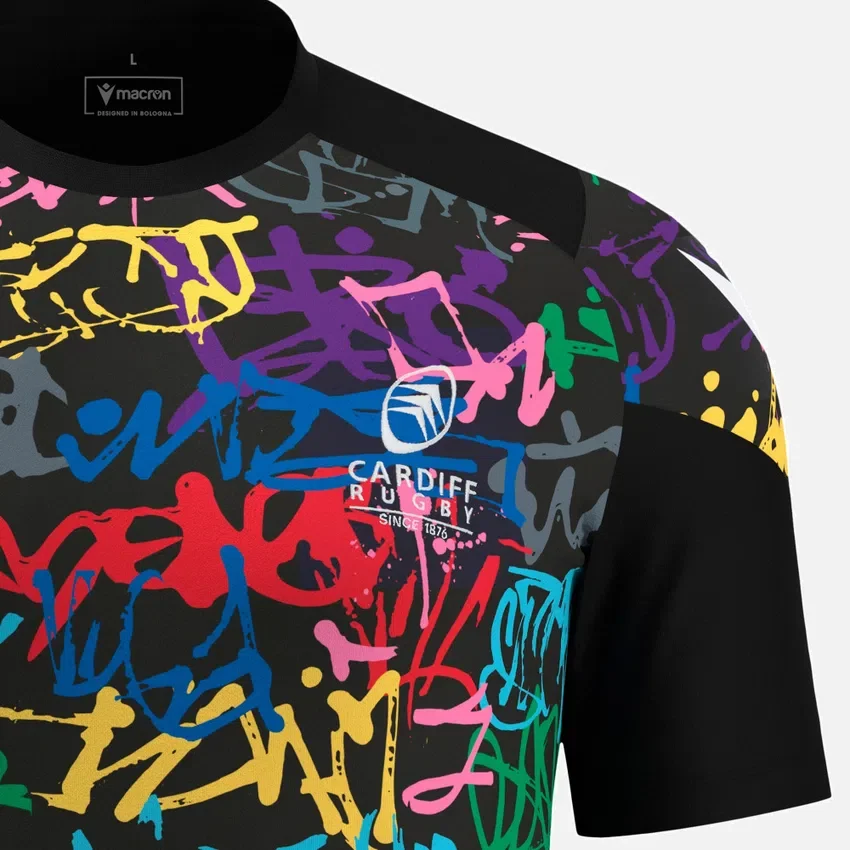 Cardiff Rugby 2025/26 Graffiti Training Tee Cardiff Rugby 2025/26 Graffiti Training Tee
