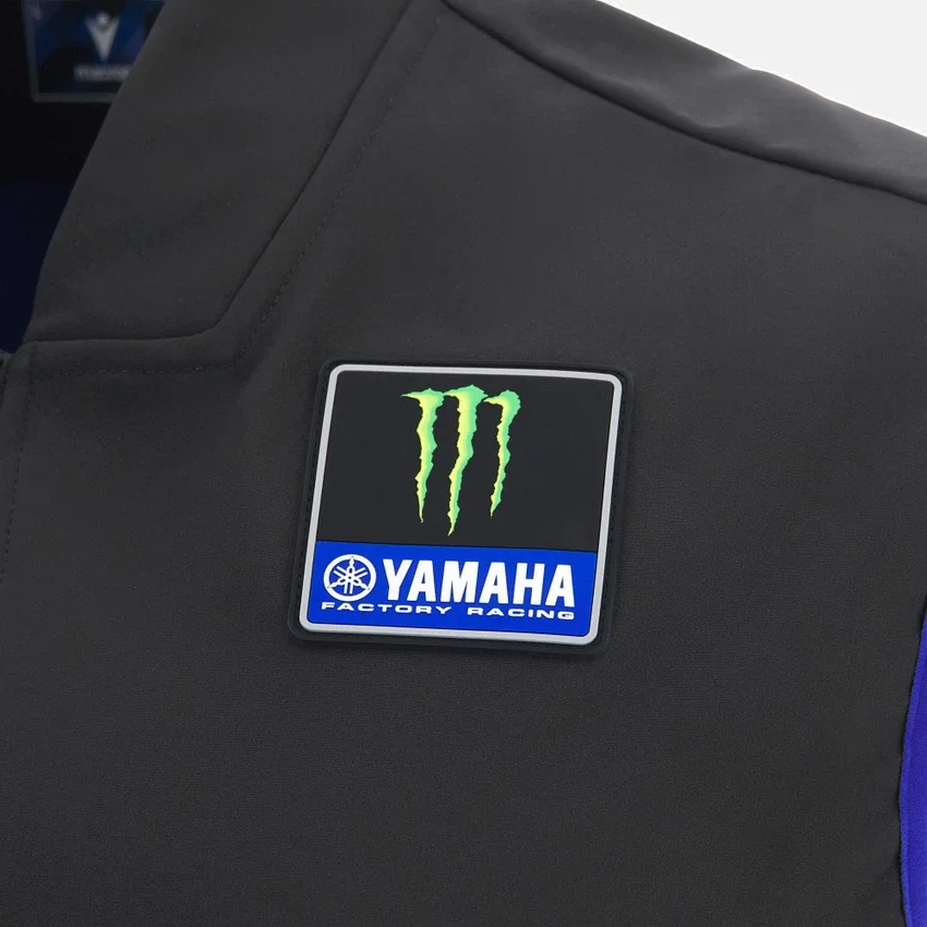 Monster Energy Yamaha MotoGP 2026 Man Travel Replica Gilet Monster Energy Yamaha MotoGP 2026 Man Travel Replica Gilet
